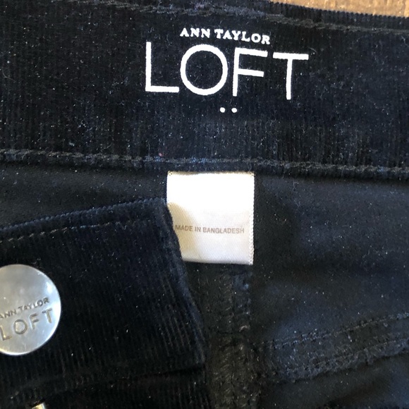Ann Taylor Loft Black Corduroy Jeans 8P NWOT - Picture 7 of 8
